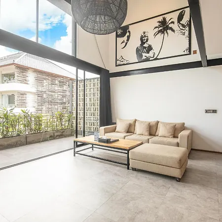 Expansive Loft 200M From Canggu Beach