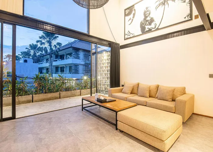ホテル Expansive Loft 200m From *
