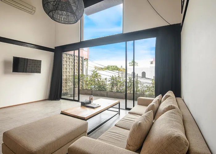 Expansive Loft 200m From ホテル チャングー