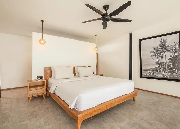 Expansive Loft 200m From ホテル *