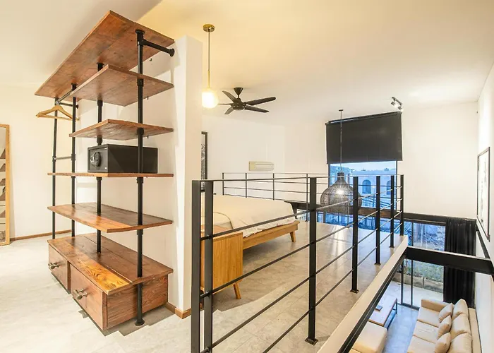 Expansive Loft 200m From チャングー